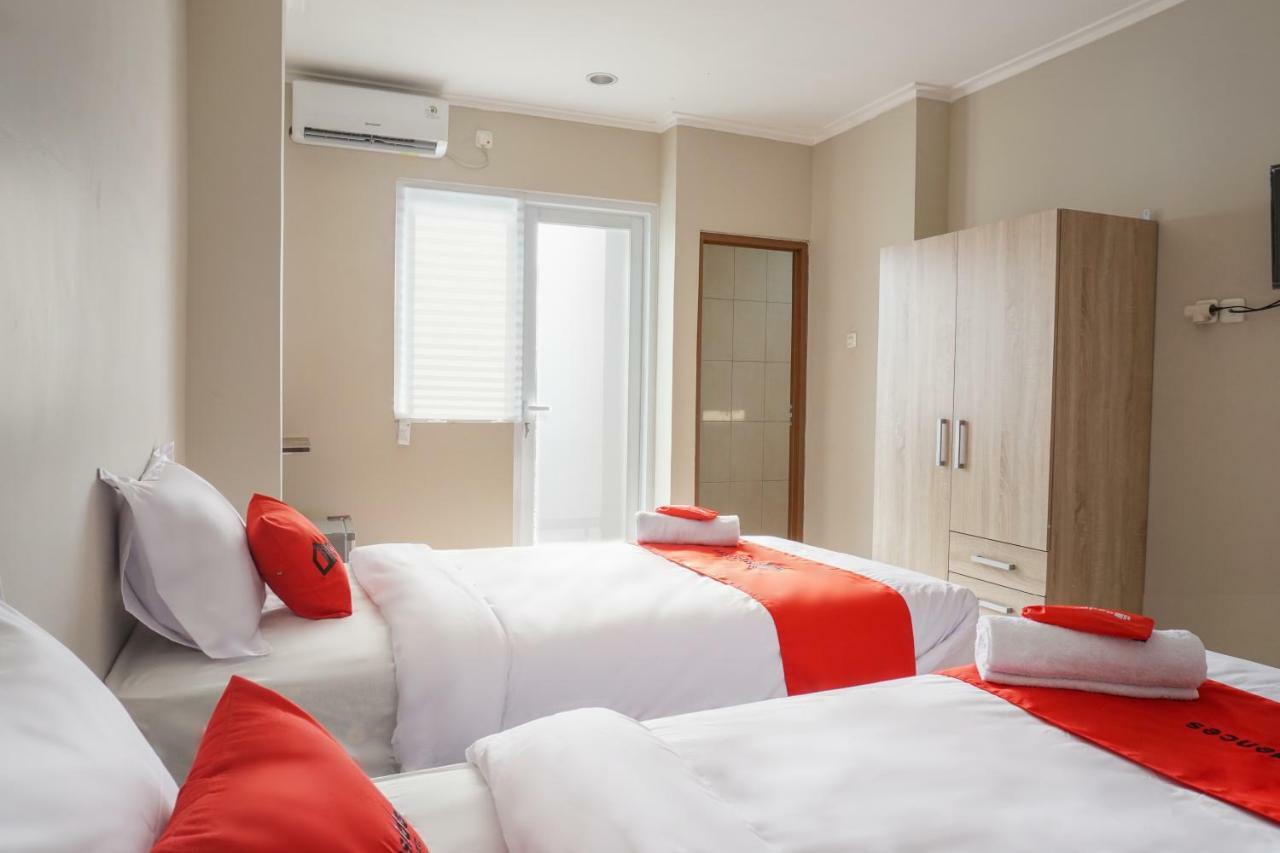 Residences By Reddoorz Near Mt Haryono - Minimum Stay 7 Days 雅加达 外观 照片