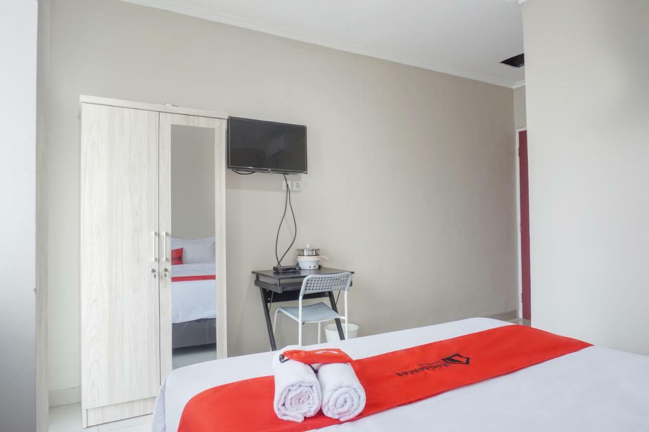 Residences By Reddoorz Near Mt Haryono - Minimum Stay 7 Days 雅加达 外观 照片